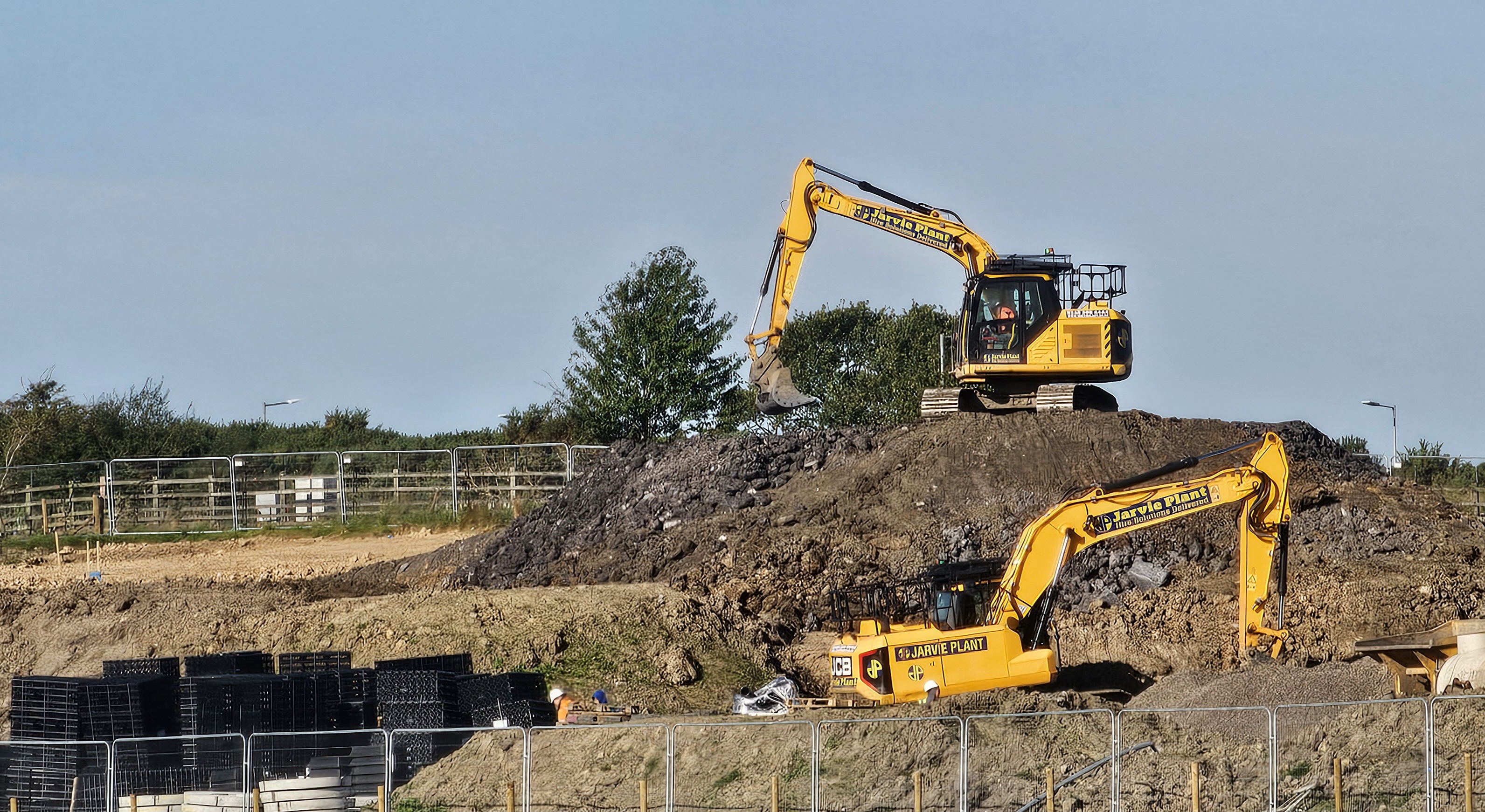 Jarvie Plant Ltd invests in 168 new JCB machines with Scot JCB