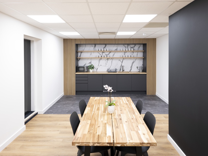 SRE Group completes Bothwell Street refurbishment
