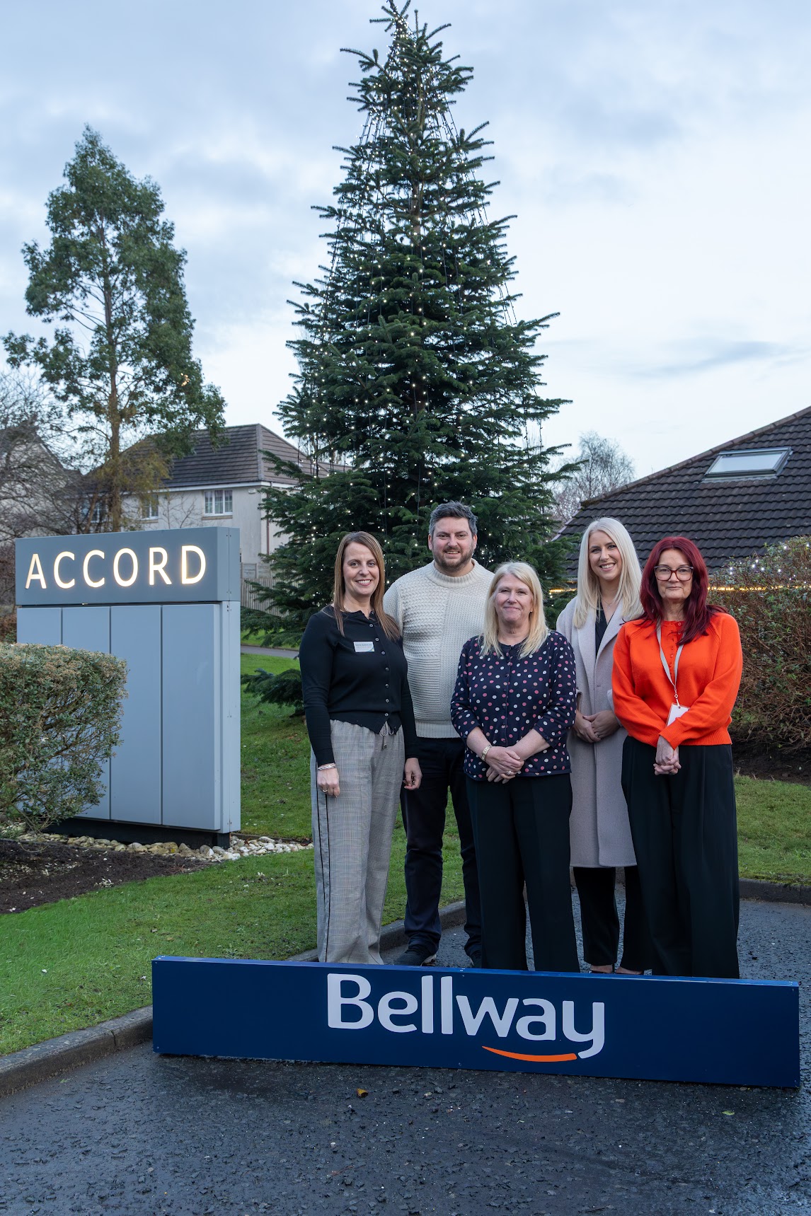 Bellway lends support to Paisley hospice