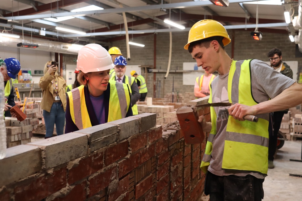 Persimmon marks 100,000th brick donation to colleges