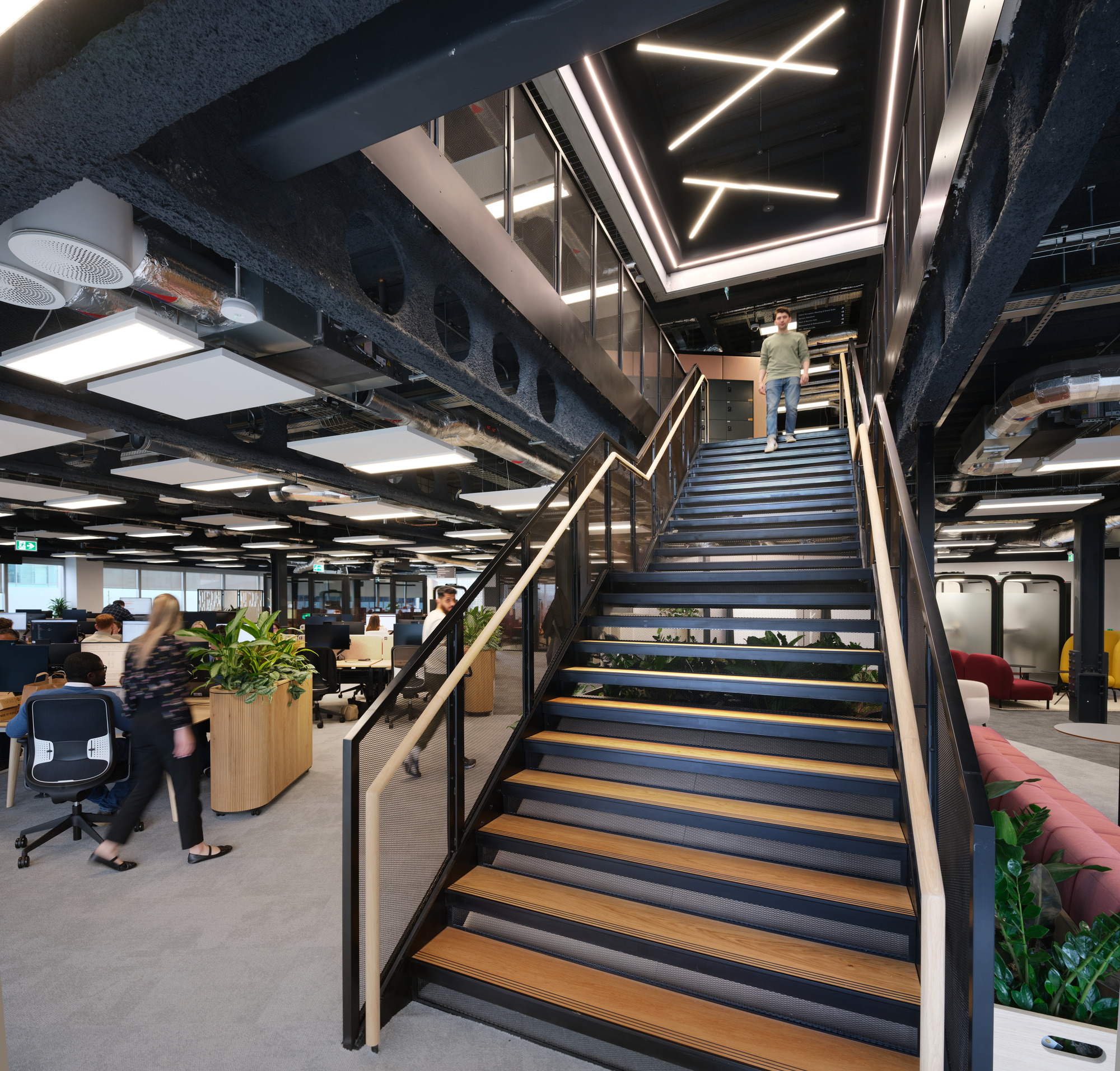 In Pictures: BDP channels industrial Glasgow for PwC office design