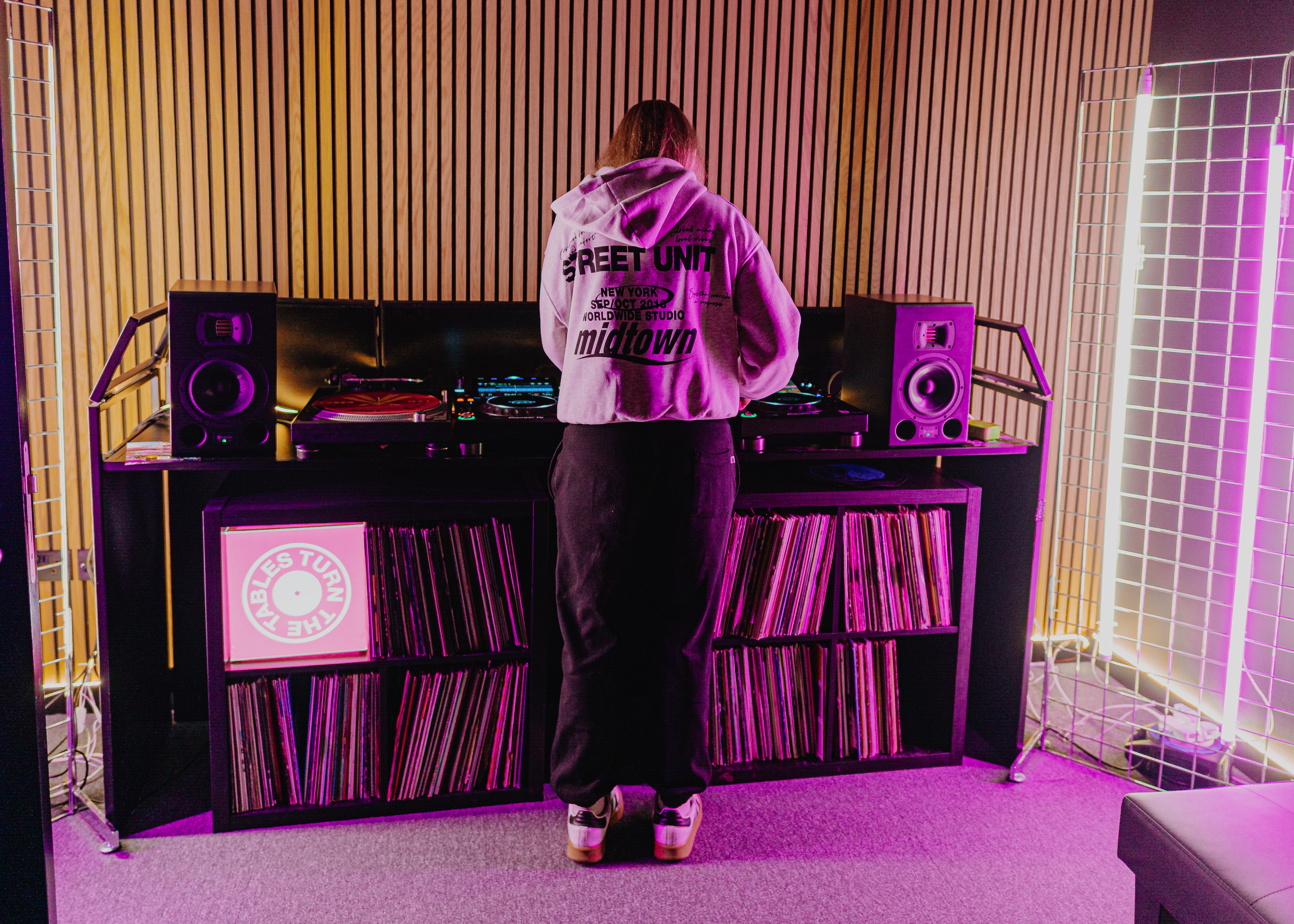 And finally... raise the doof