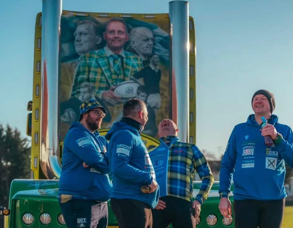 Dandara gets back in the saddle to support Doddie Dasher’5