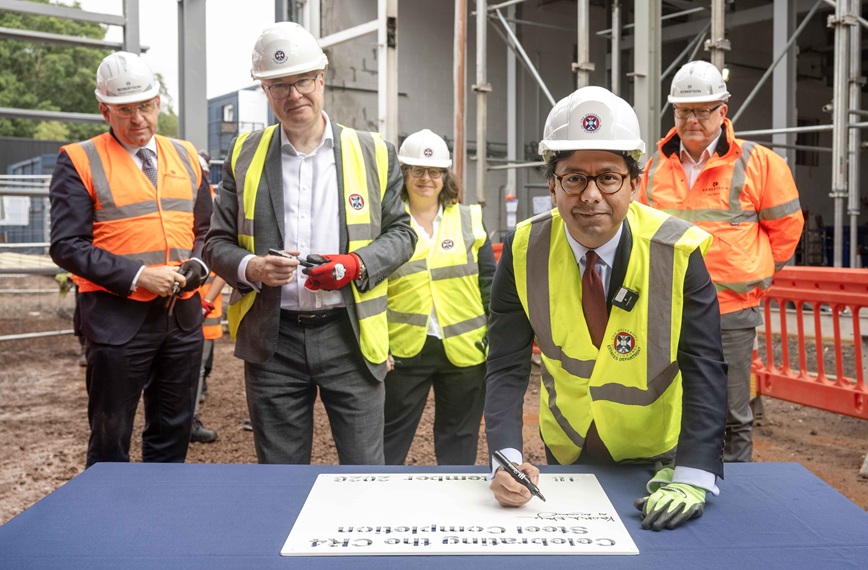 UK AI minister marks milestone on Edinburgh supercomputer build