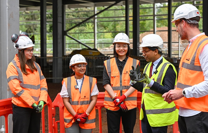UK AI minister marks milestone on Edinburgh supercomputer build