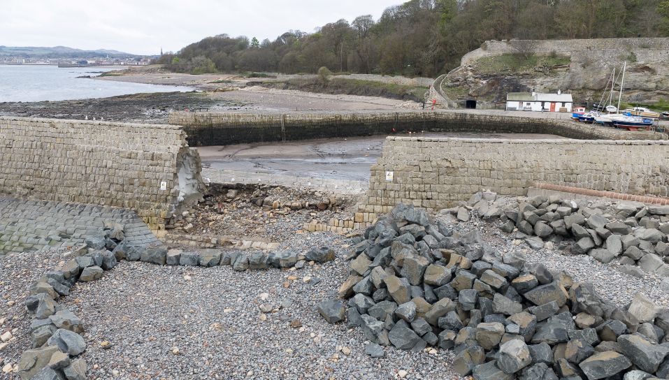 Further repairs required to Dysart Harbour sea wall