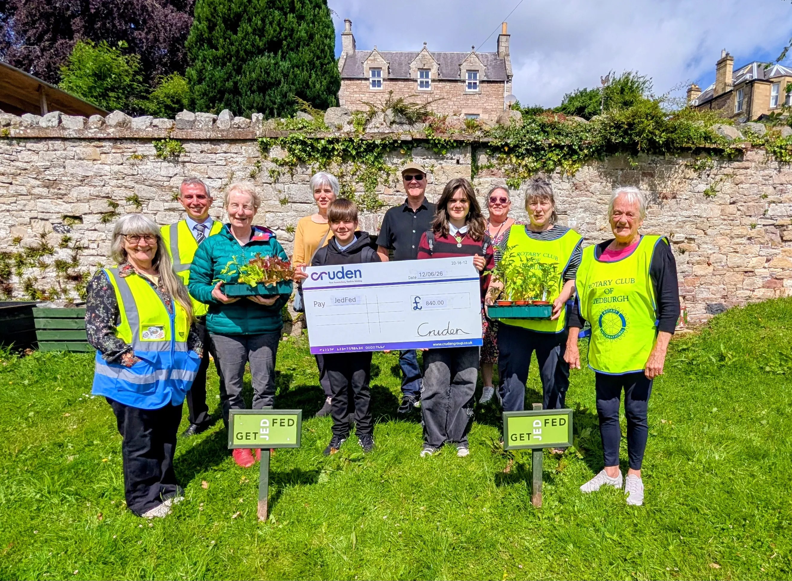 Cruden donates over £800 to Jedburgh community initiative