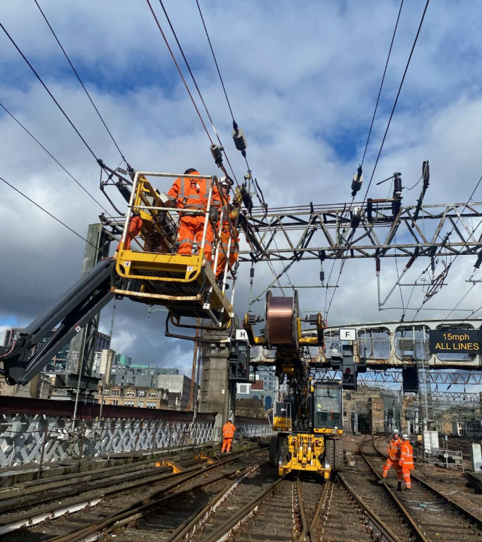 Engineers make hay during Glasgow Central emergency closure