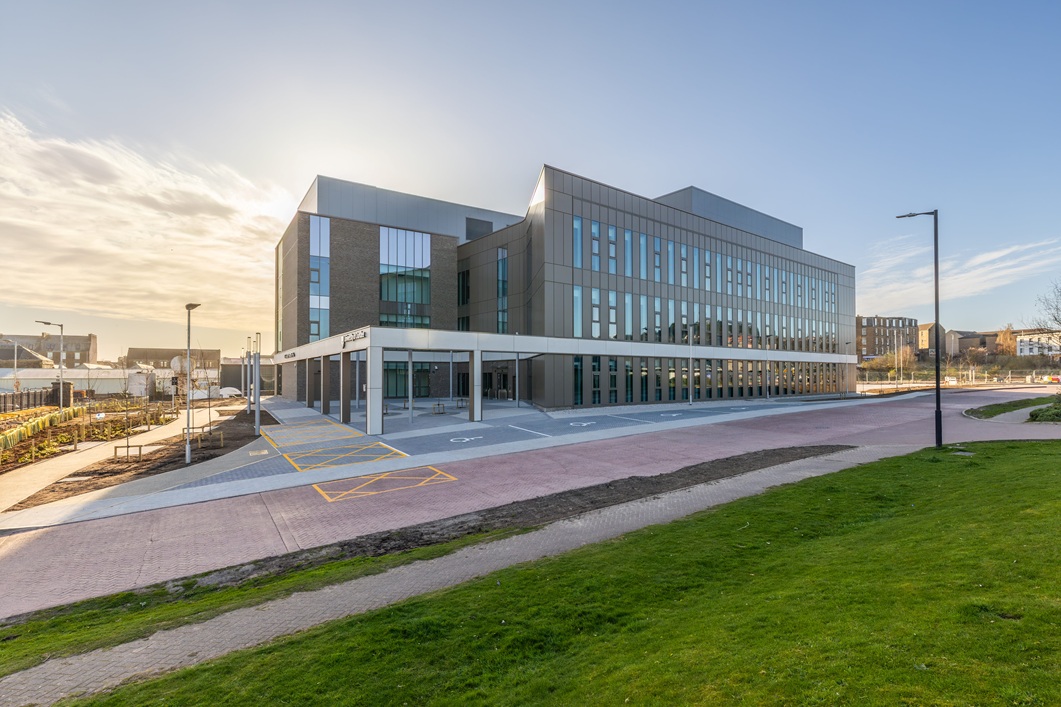 Robertson completes Life Sciences Innovation Hub in Dundee