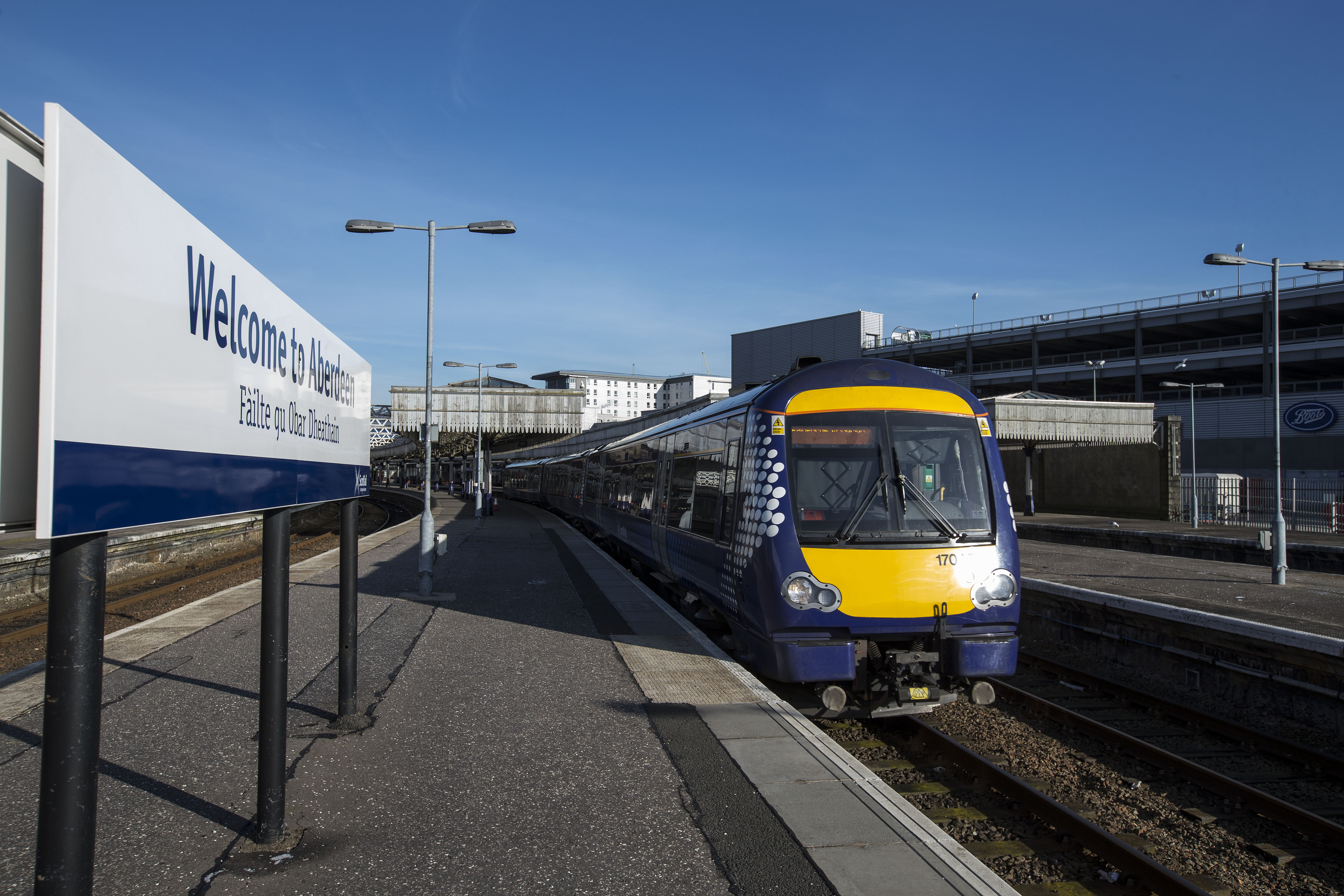 Aberdeen Station poised for £3.8m track upgrade