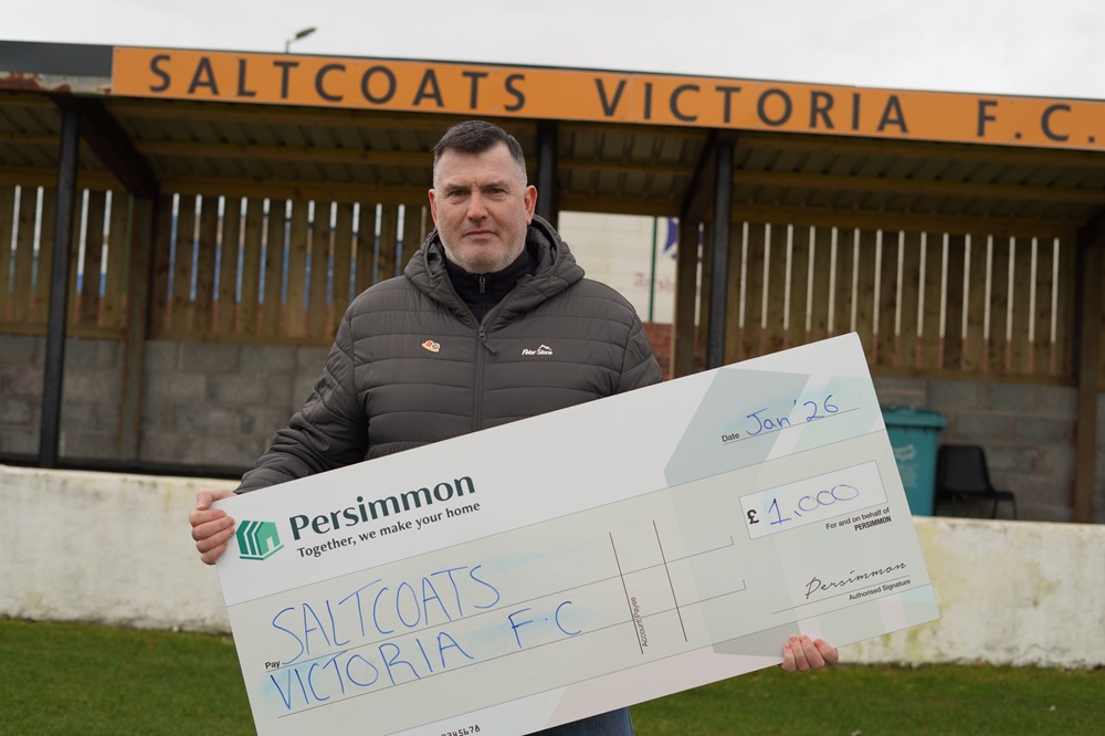 Persimmon supports Saltcoats football team
