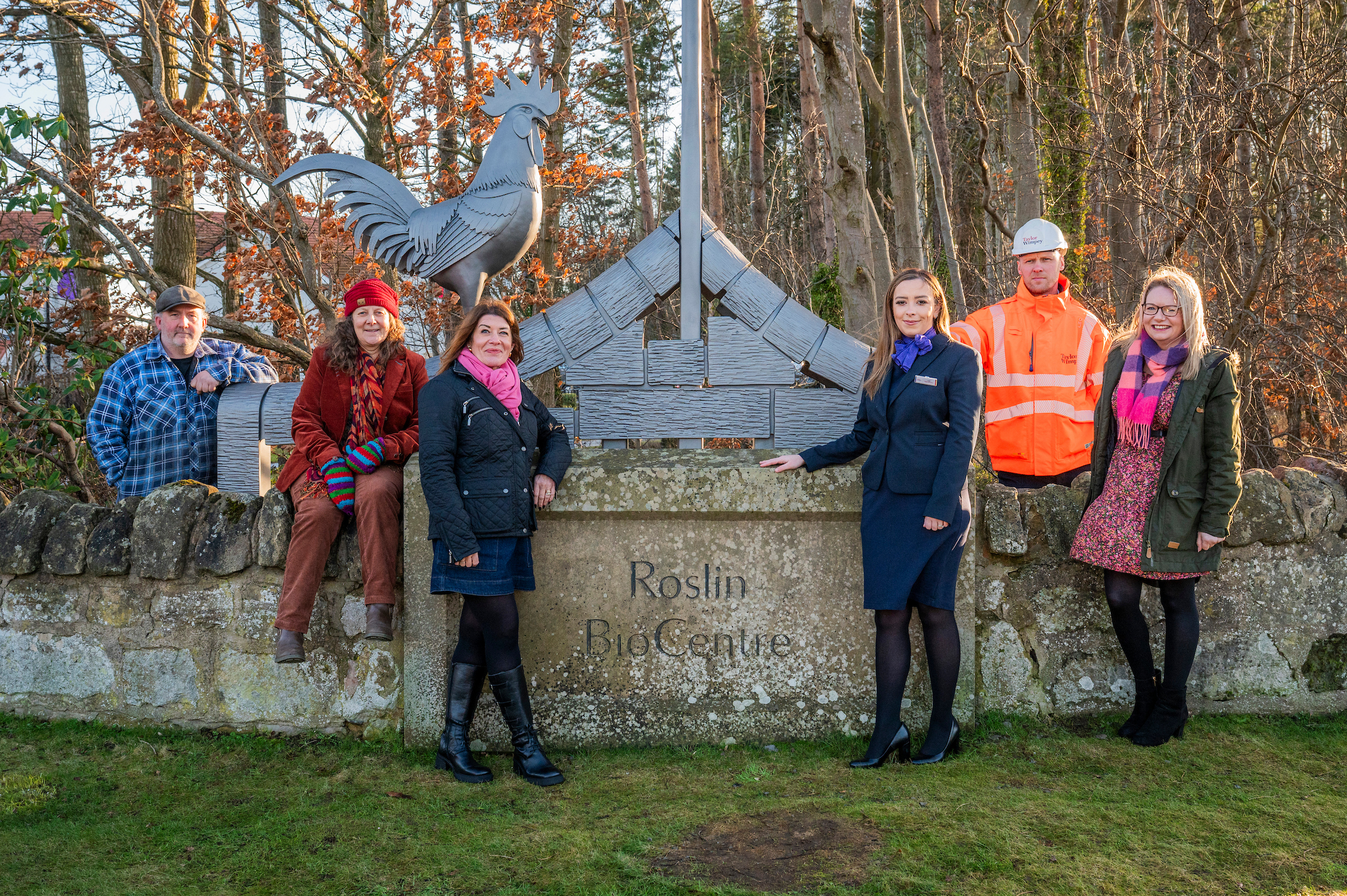 Taylor Wimpey unveils bespoke community artwork in Roslin