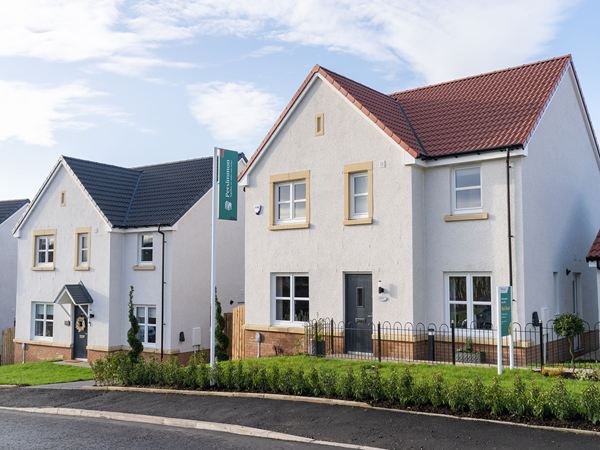 Sauchie Juniors secures £2,600 from Persimmon Homes