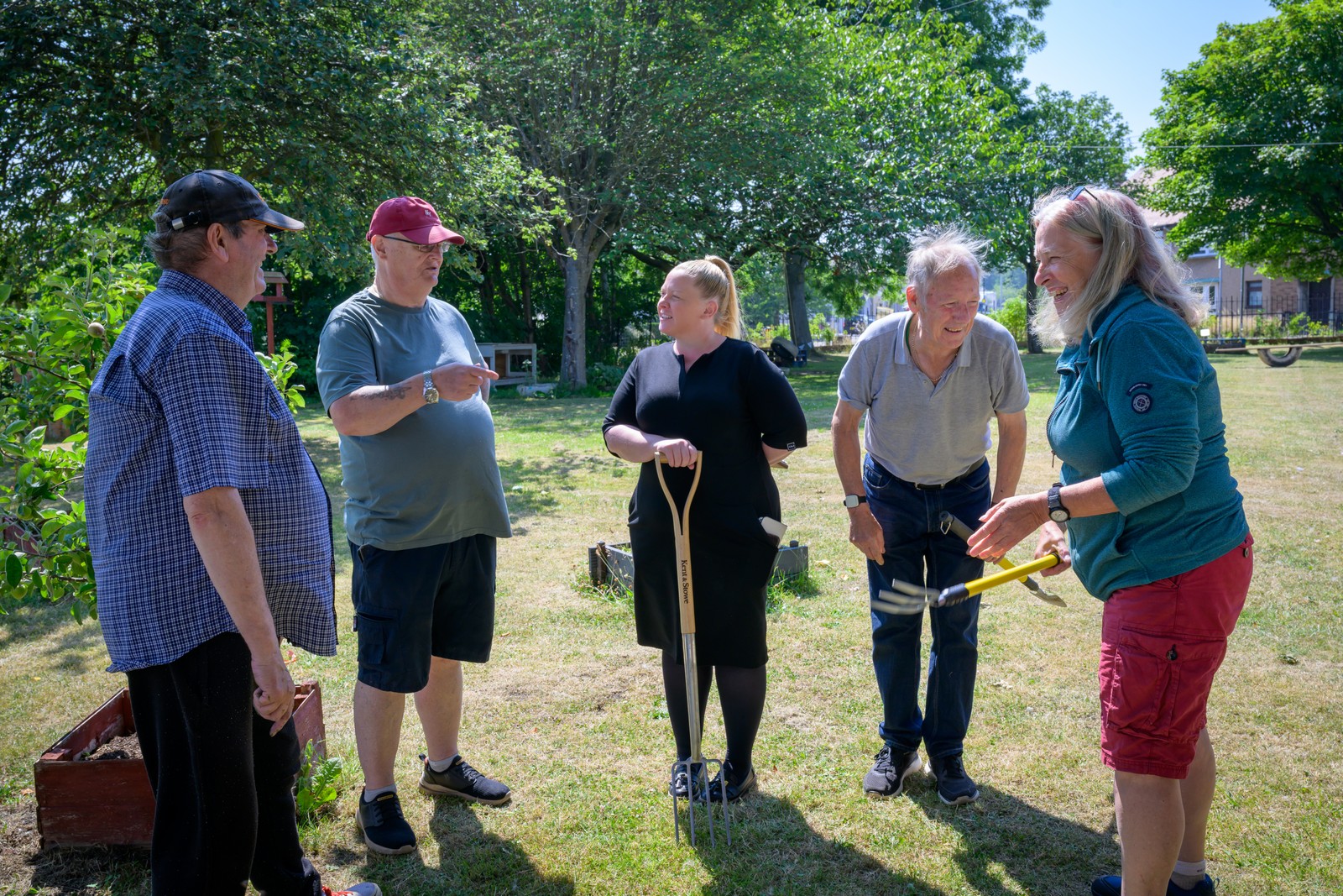 Cala Homes helps Midlothian volunteer group tackle loneliness