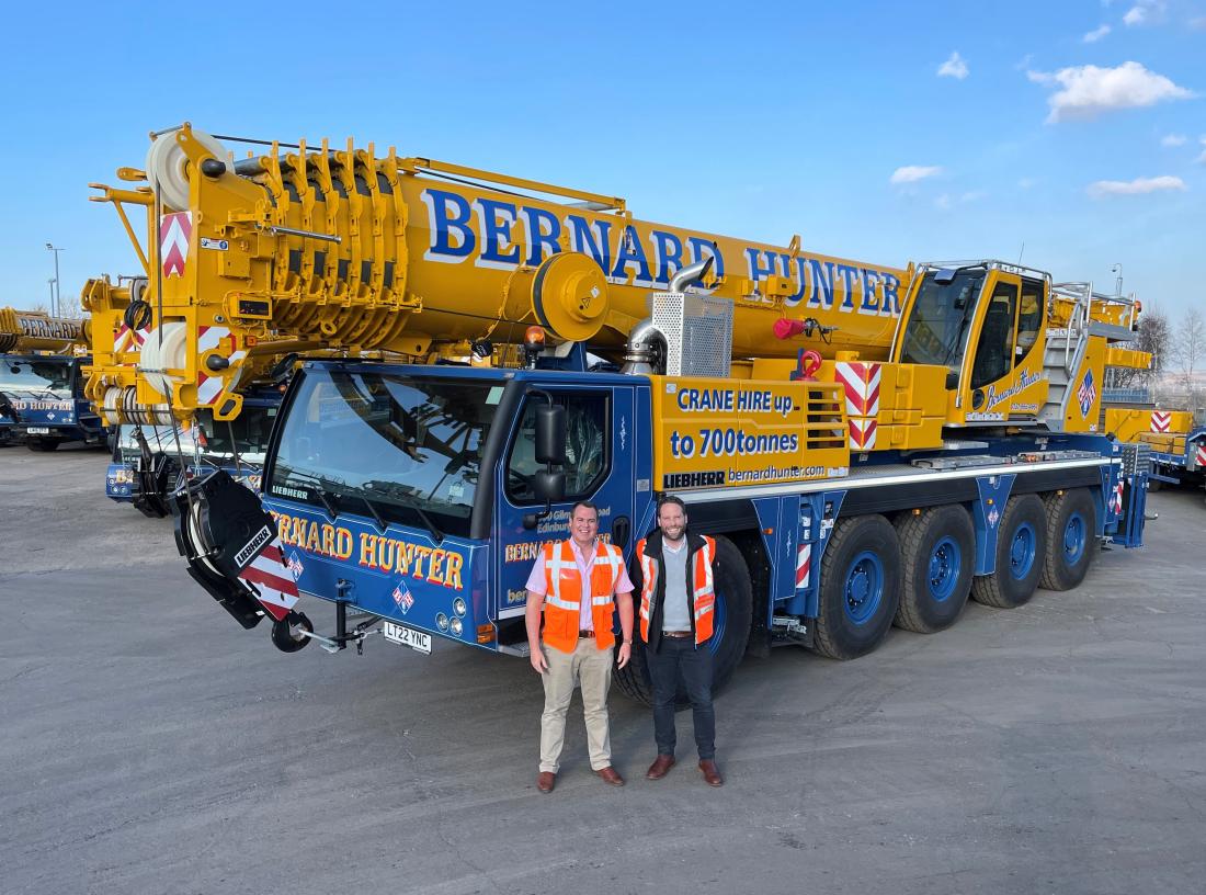 Bernard Hunter takes delivery of 35th Liebherr