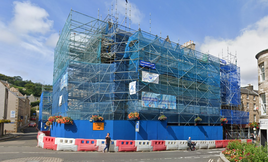 Controlled dismantling of historic Jedburgh building underway