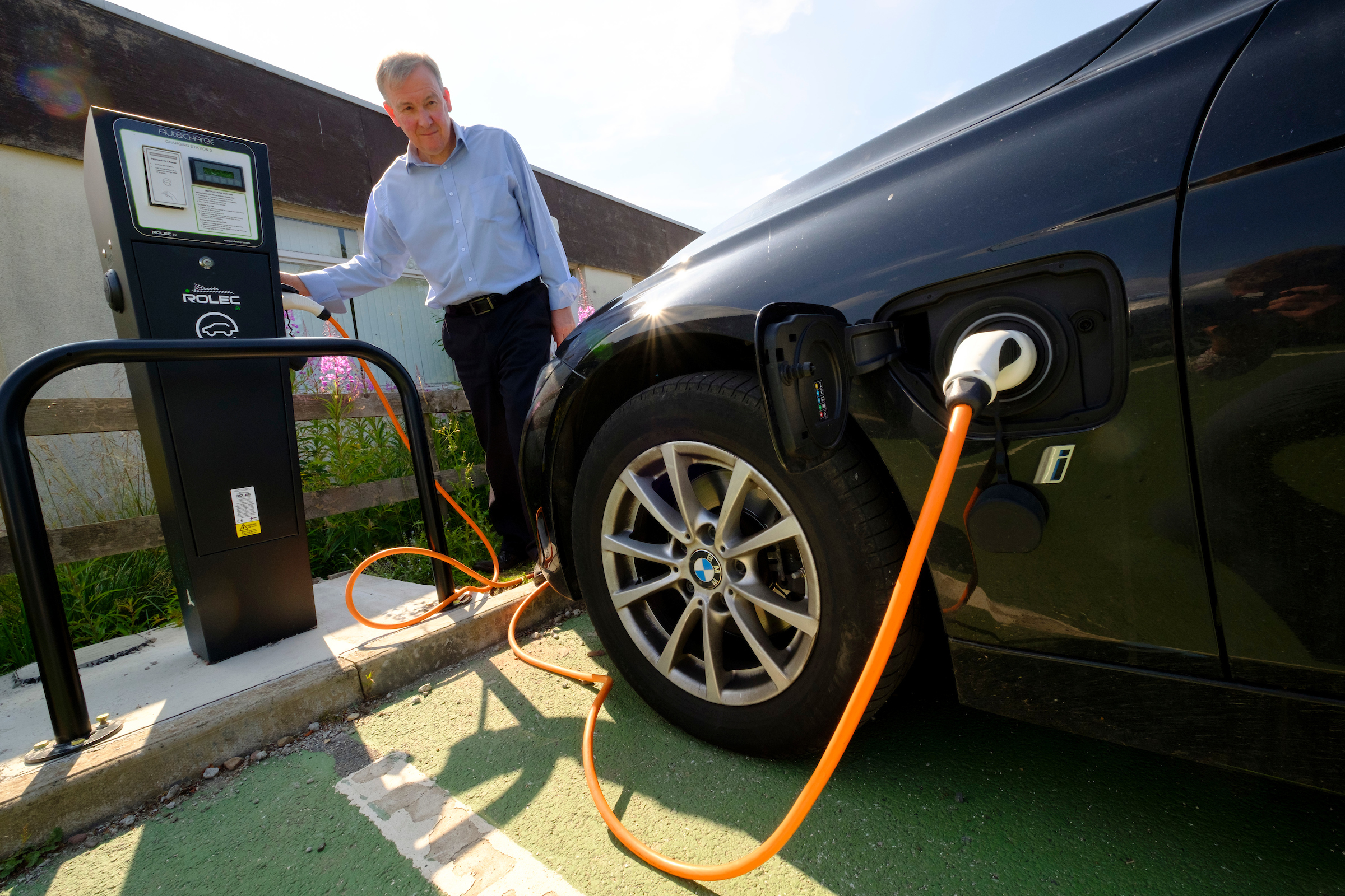 SELECT ramps up number of EV charging points at HQ