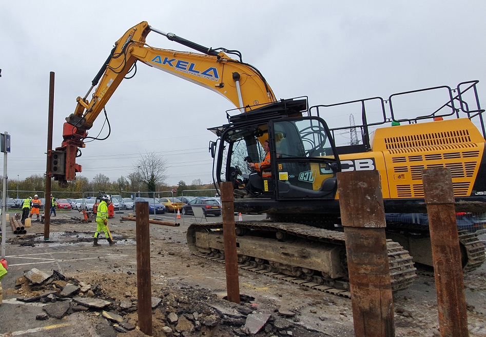 Akela wins English piling contract at UK’s most powerful electric vehicle charging hub