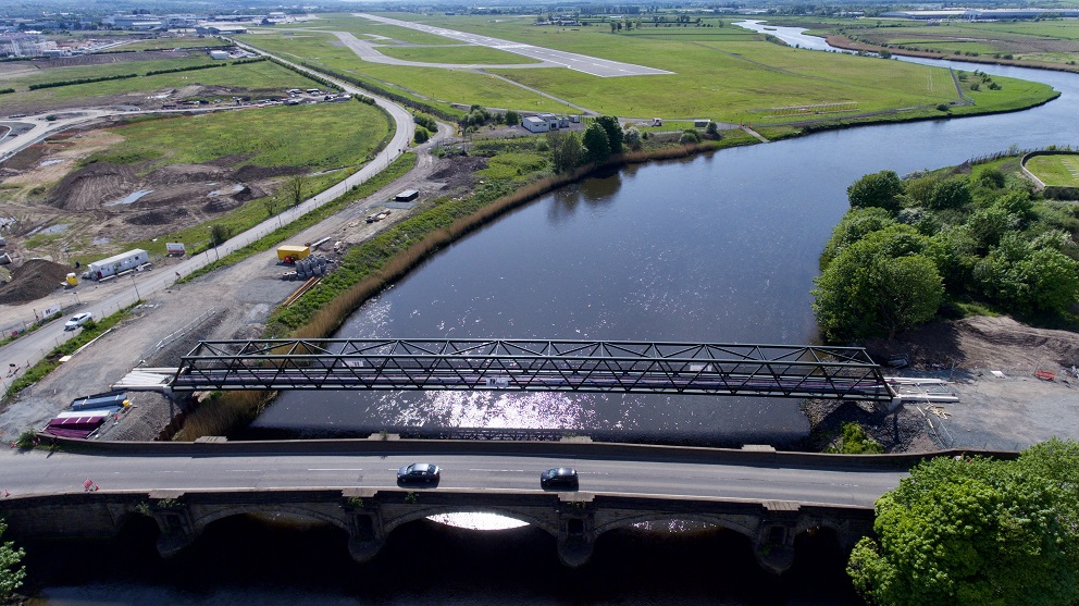 Video: New pedestrian and cycle bridge installed over Black Cart river