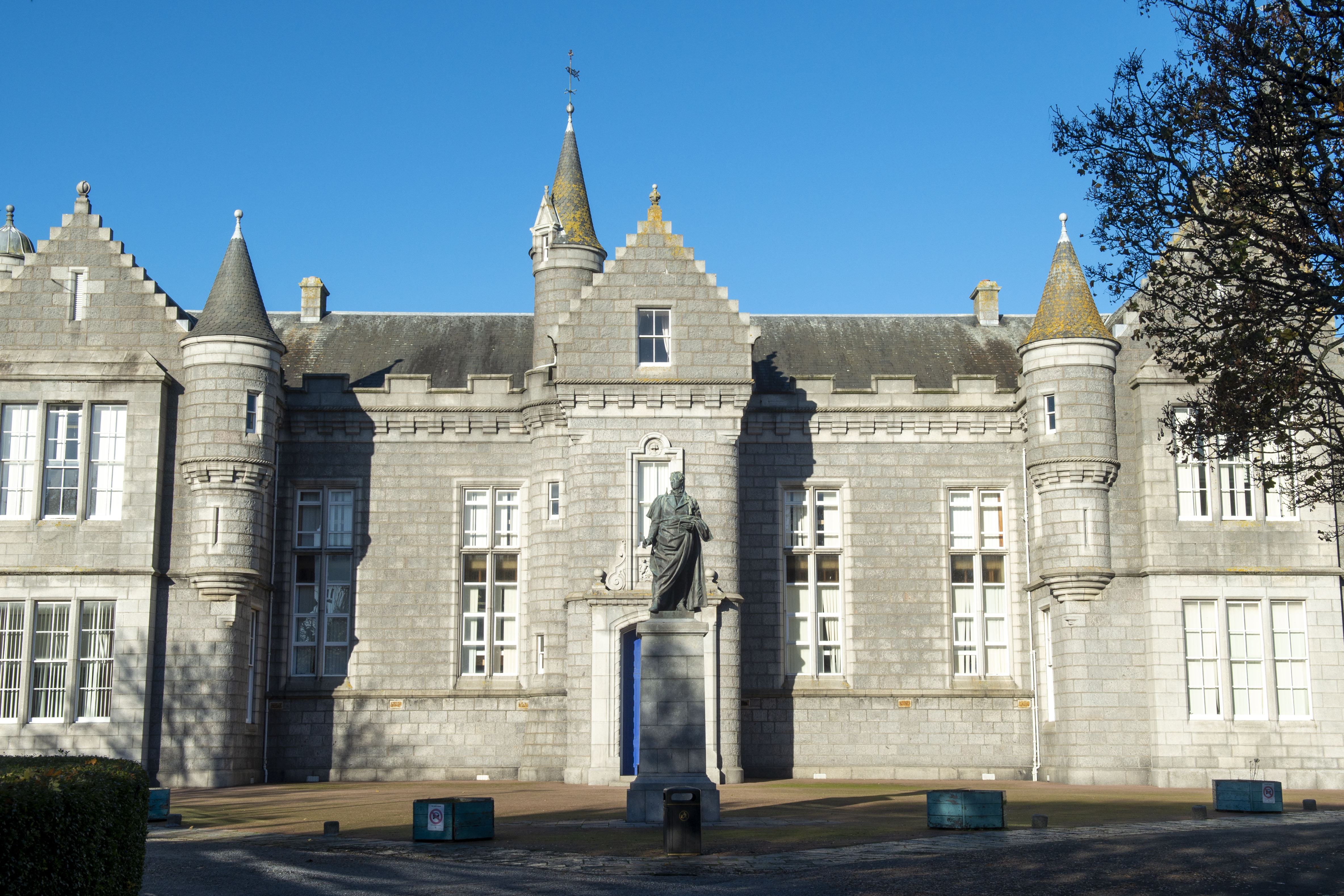 Business case approved to upgrade Victorian schools in Aberdeen
