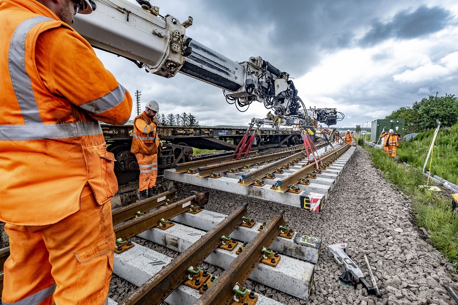 Network Rail begins £8m track renewal work