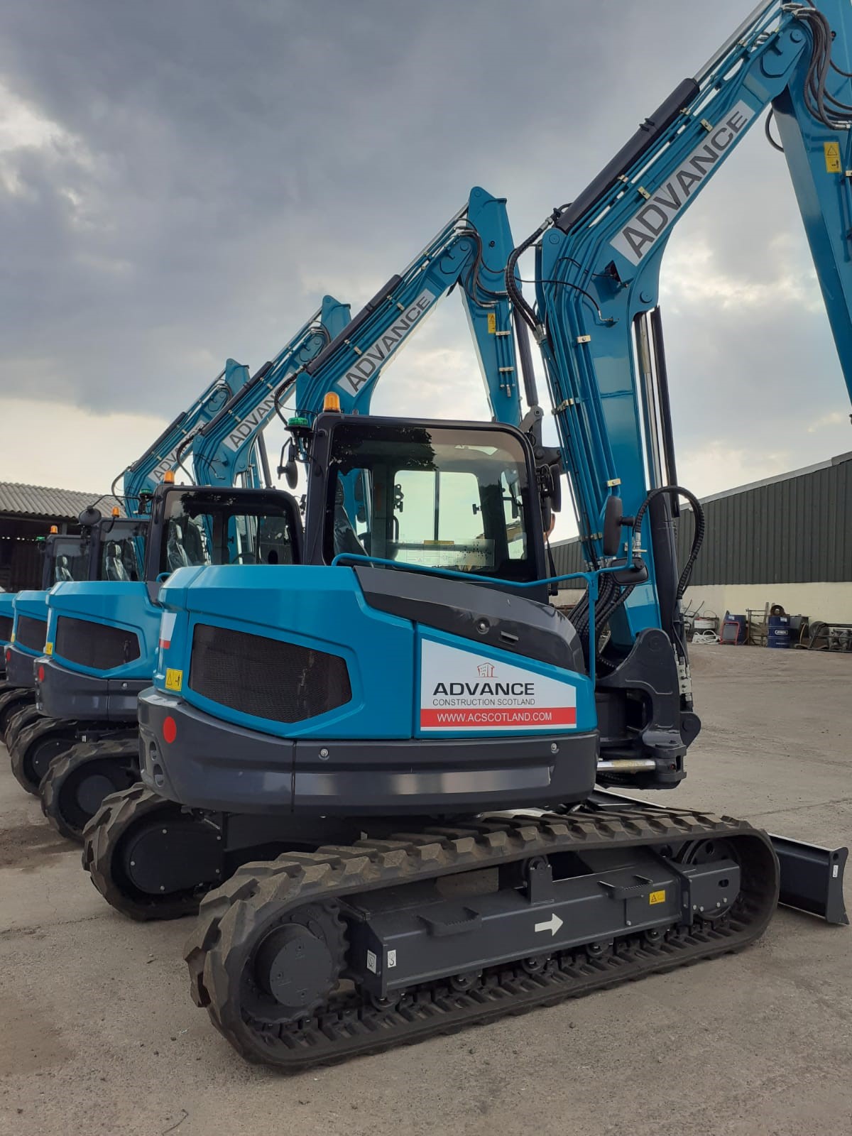 Advance Construction Scotland moves forward with Sunward machines