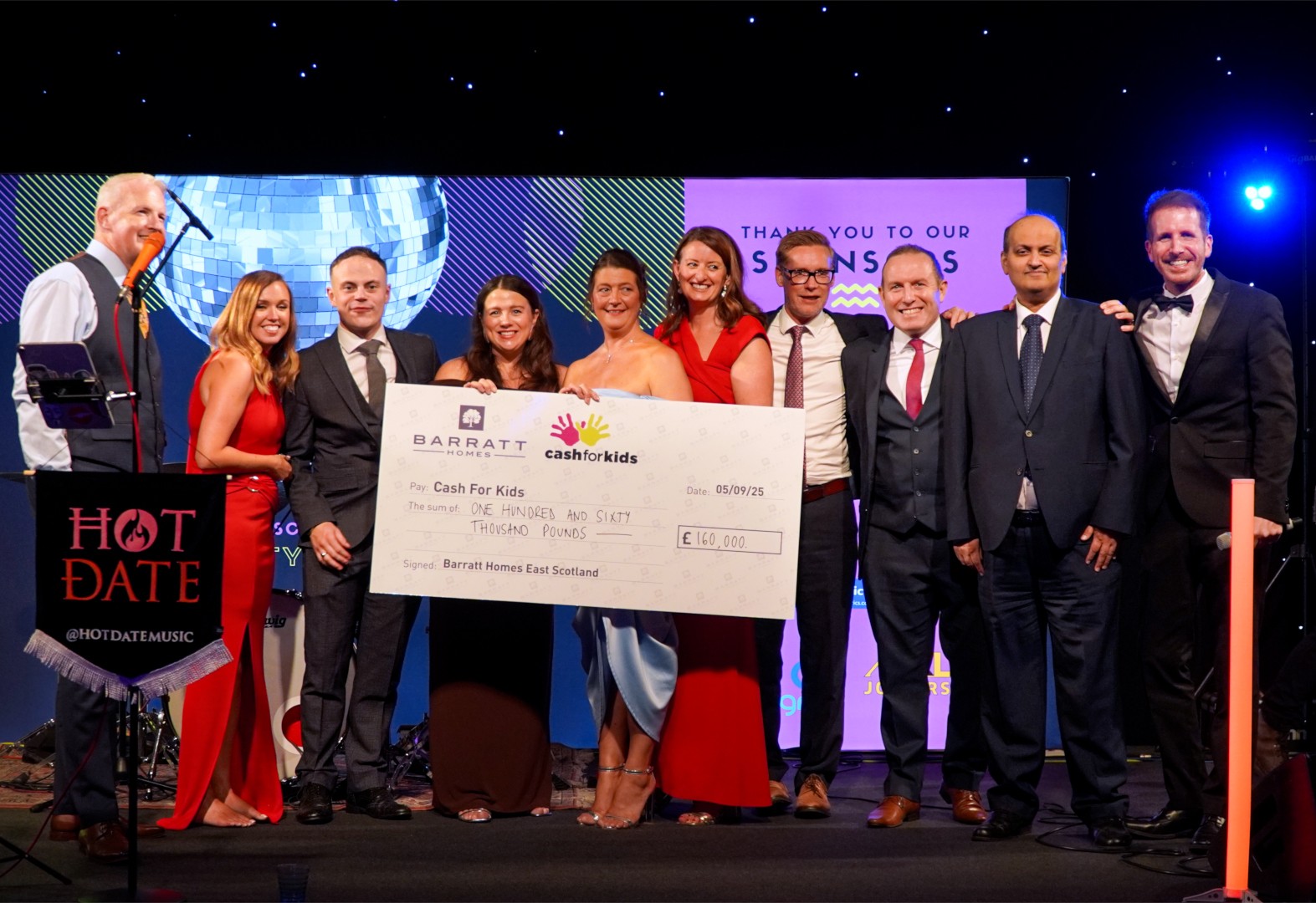 Barratt and David Wilson Homes East Scotland raises £160,000 in support of Cash for Kids