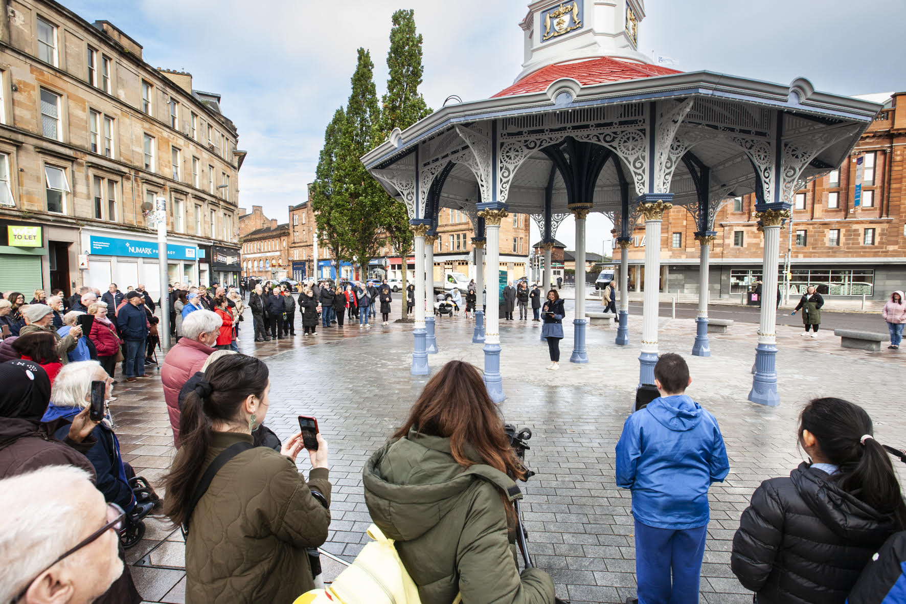 In Pictures: Iconic Bridgeton Umbrella returns after £400,000 restoration