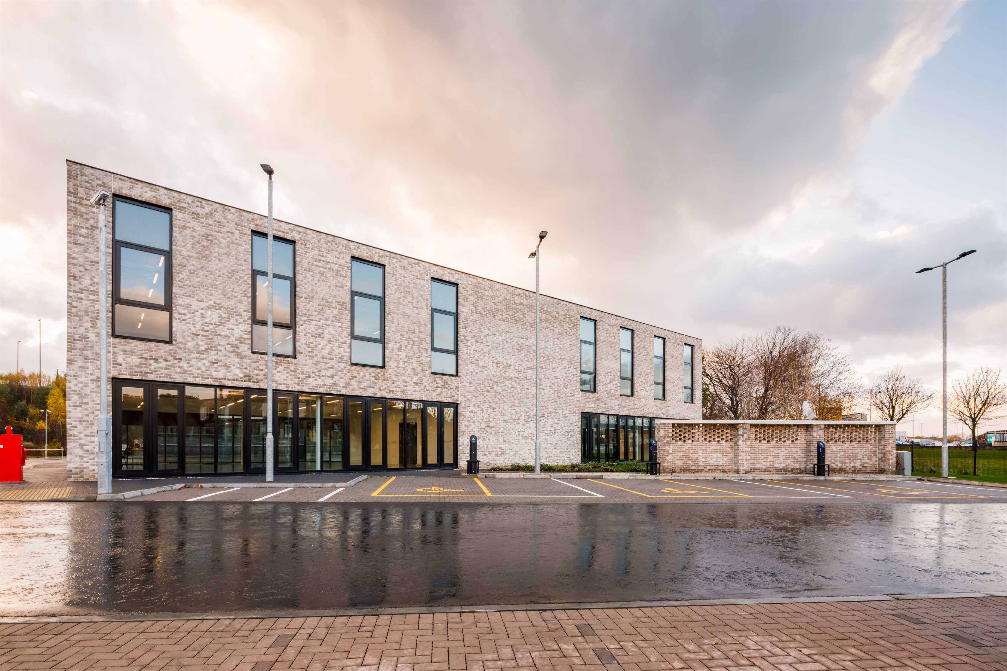 Work completes on speculative twin offices in Rutherglen Links Business Park