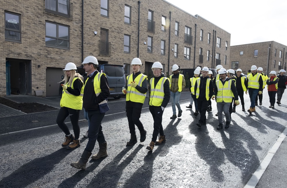 Cala welcomes Glasgow Caledonian University students to Jordanhill Park