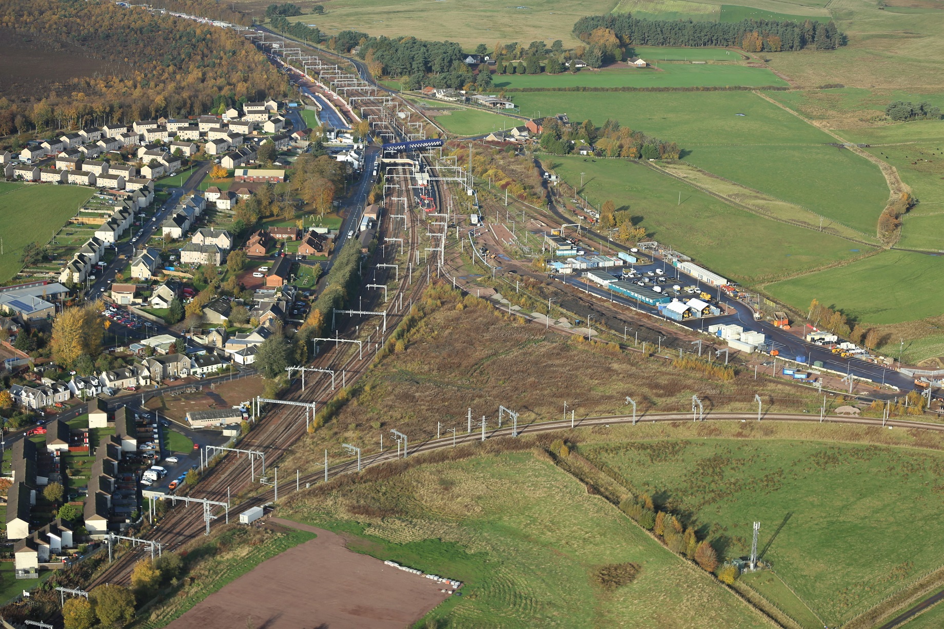 Overhead electrification structures installed at Carstairs junction upgrade