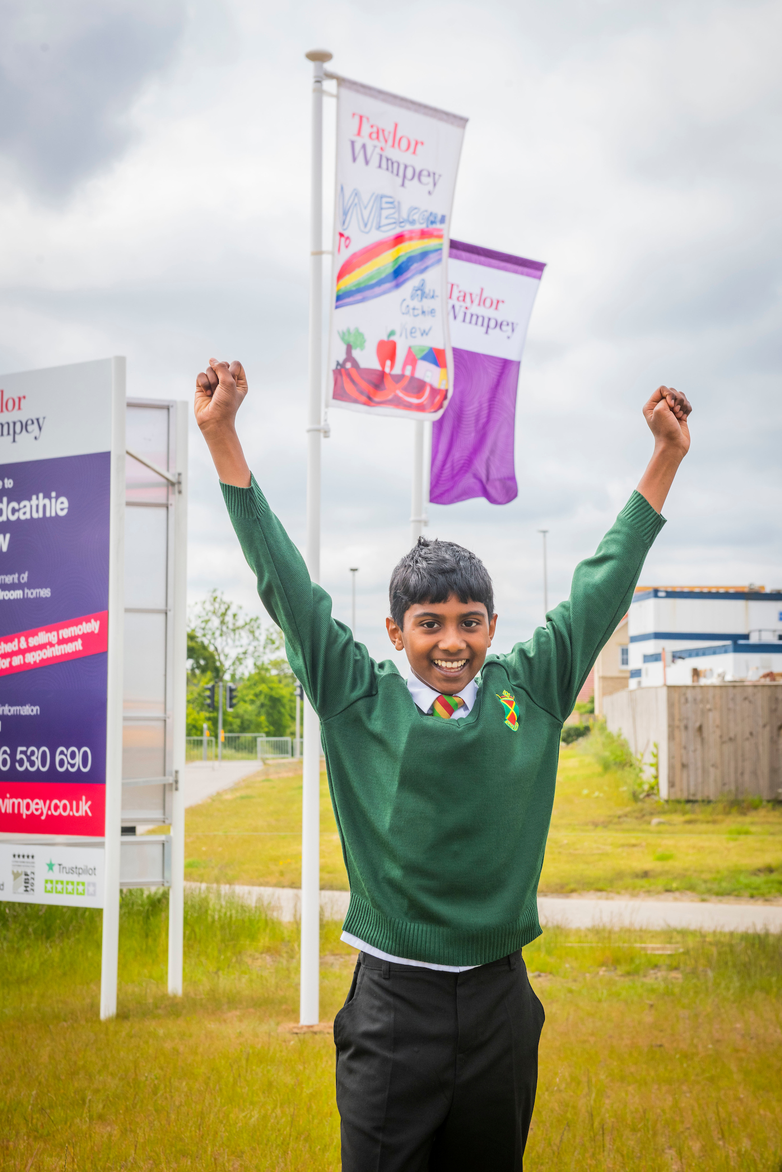 Taylor Wimpey flies the flag for Winchburgh primary school