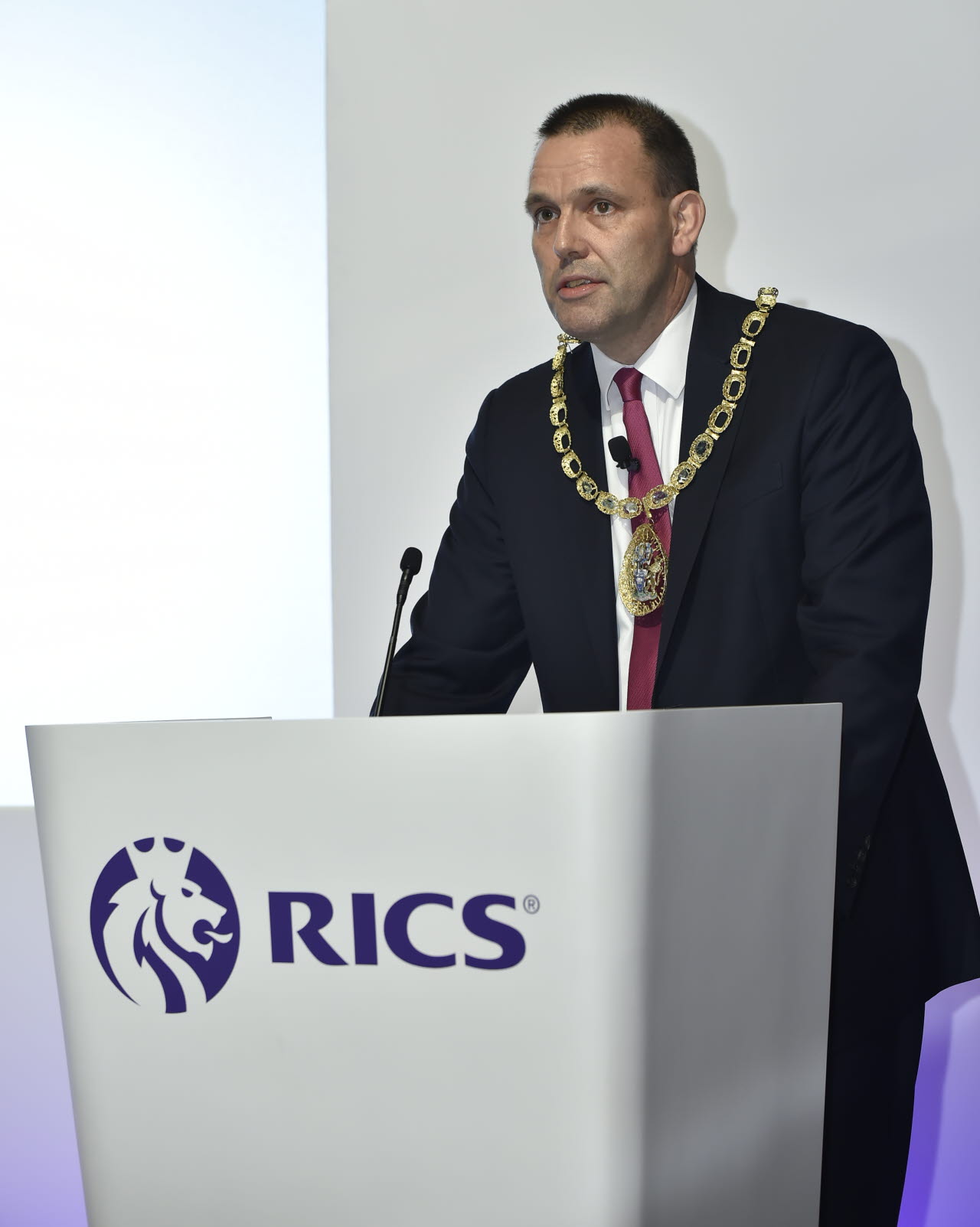 New president takes the helm at RICS