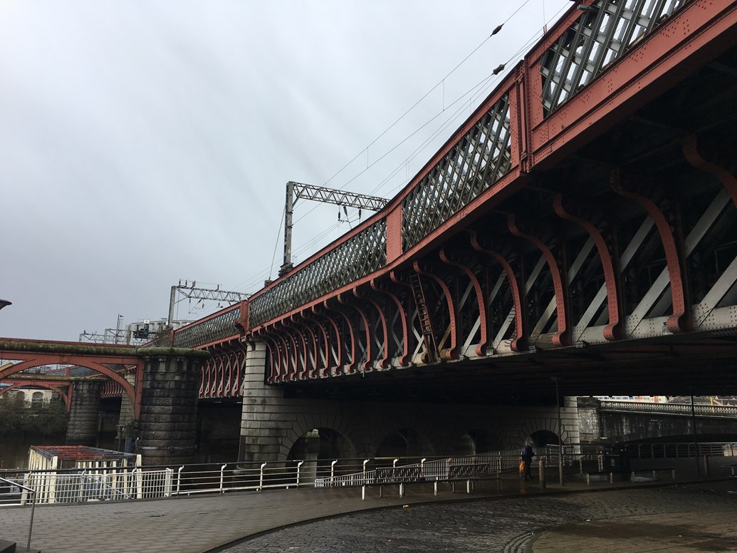 Network Rail to begin £13m refurbishment of Glasgow Central’s Clyde Bridge