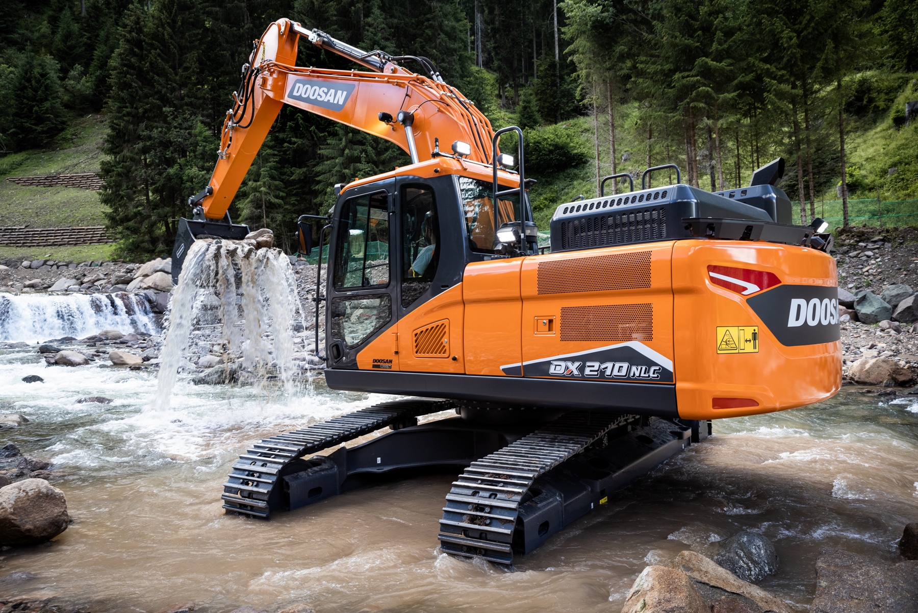 Doosan launches new 21-tonne excavators in three different configurations