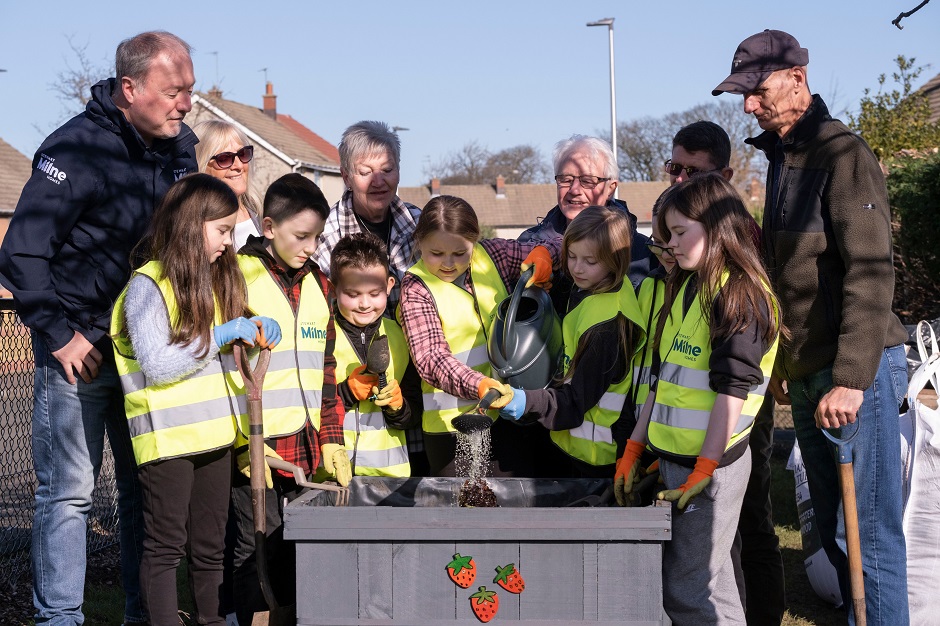 Stewart Milne Homes helps Midlothian community to flourish