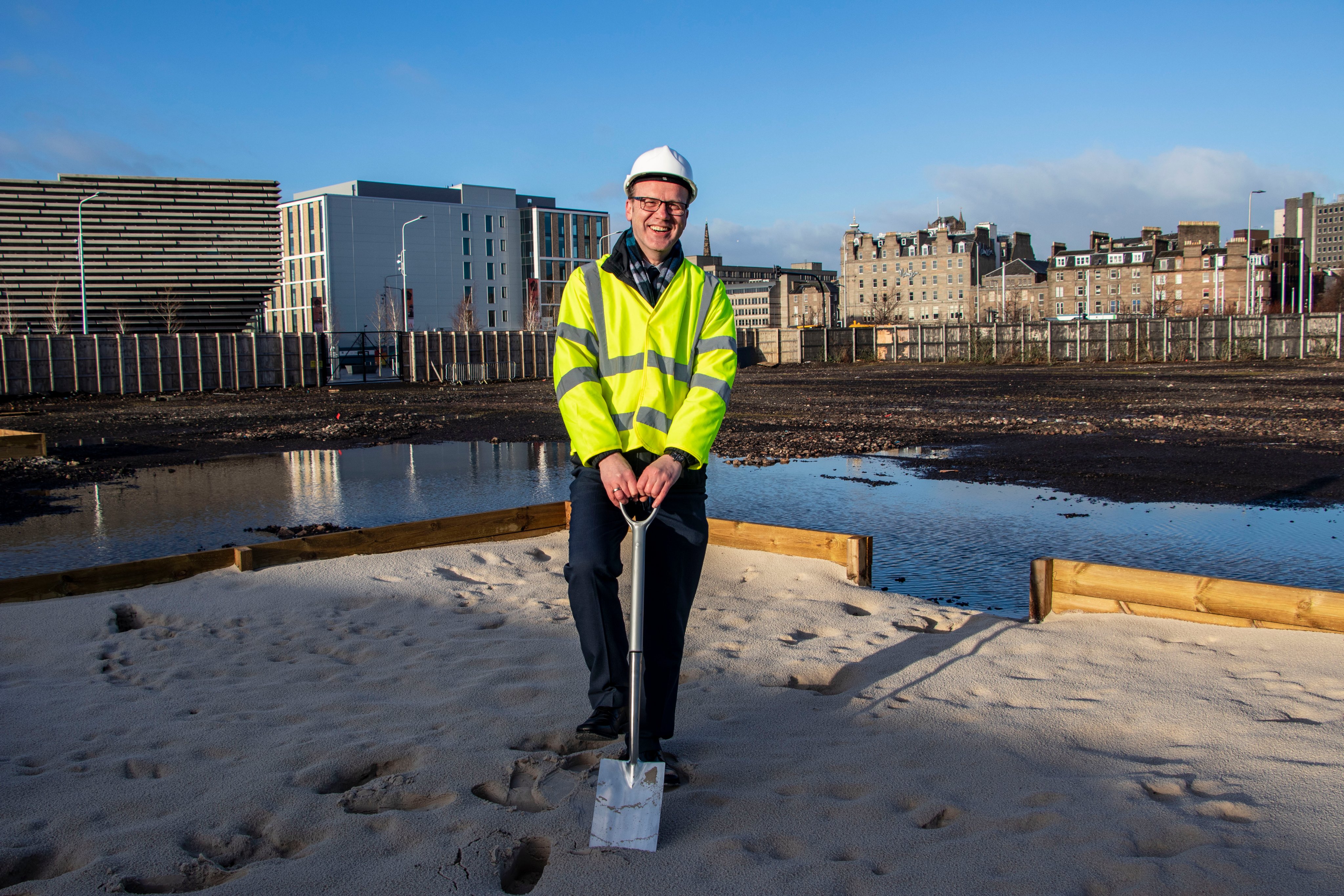 Morgan Sindall starts work on Waterfront Place in Dundee