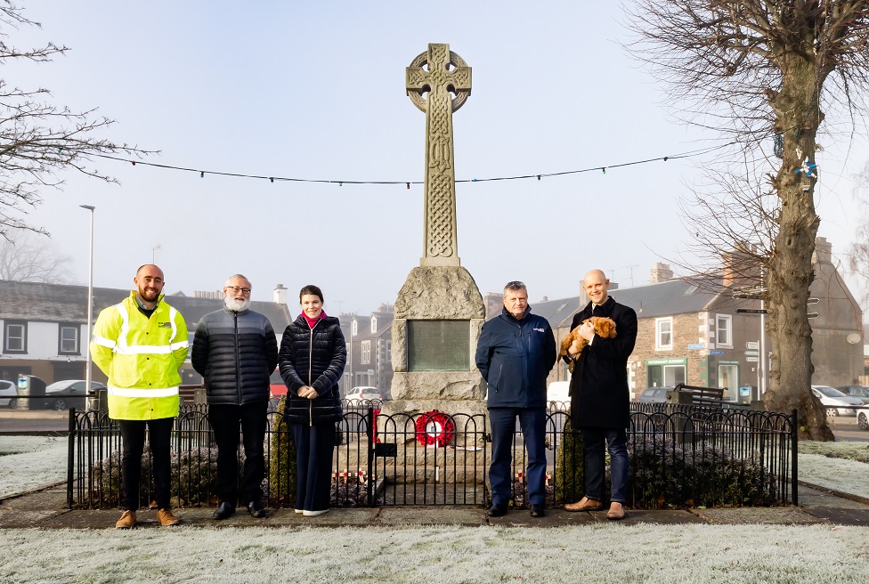 Cruden helps revitalise Earlston war memorial