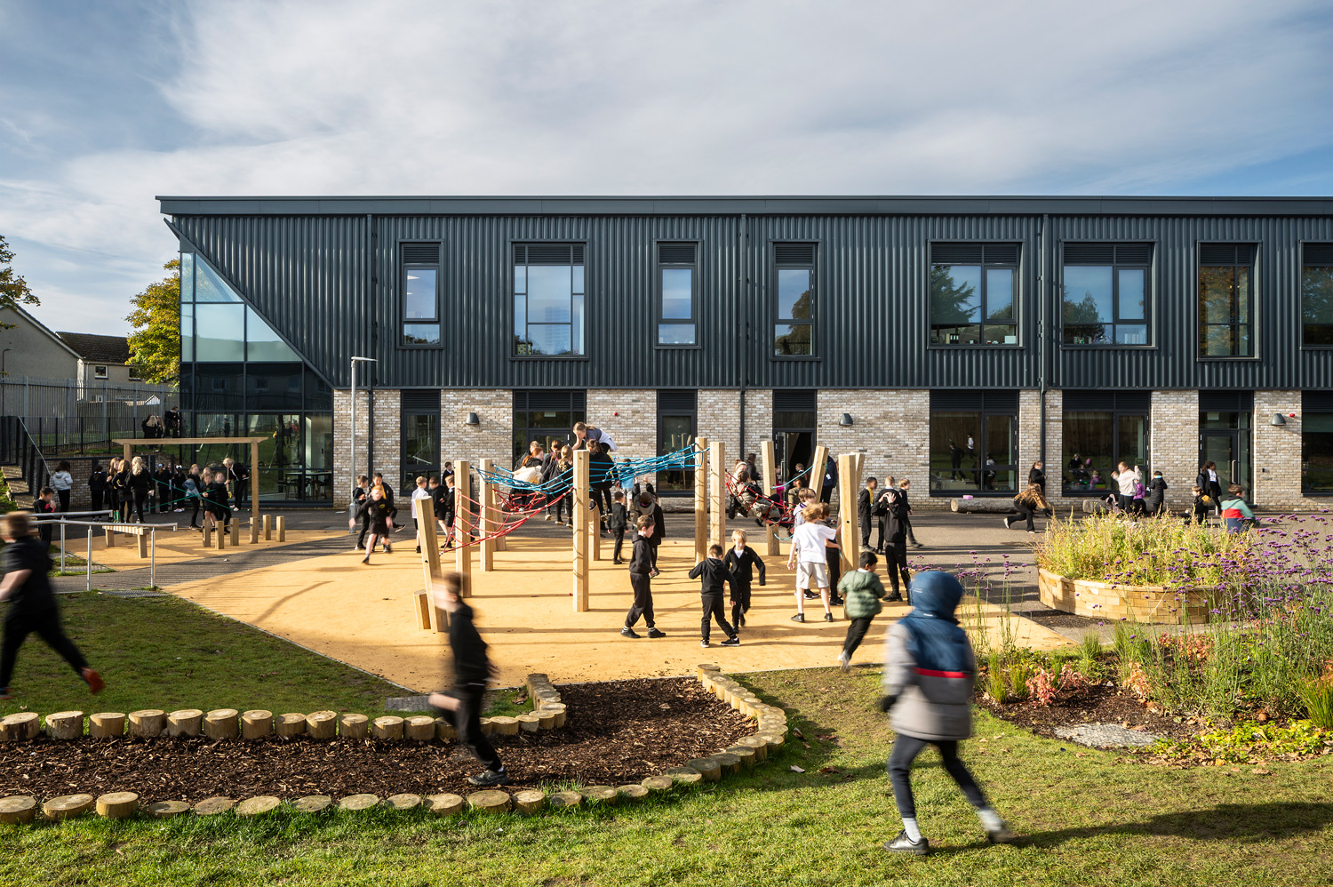A new state-of-the-art triangular-shaped energy efficient school