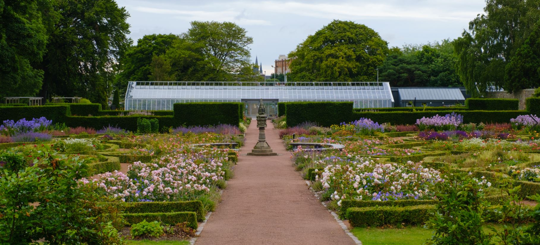 UK’s first eco-powered greenspace revealed in Edinburgh