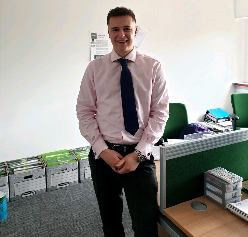 Viridis hires graduate to Falkirk office