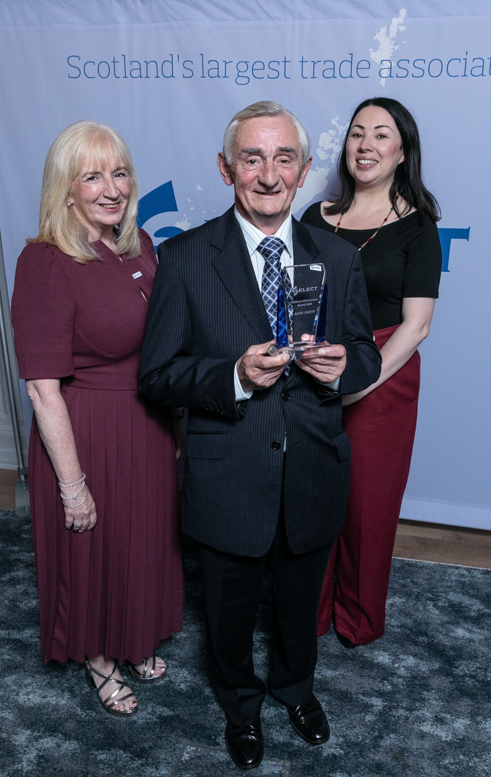 SELECT recognises career of ‘unsung hero’ Alick Smith with its prestigious Lifetime Achievement Award