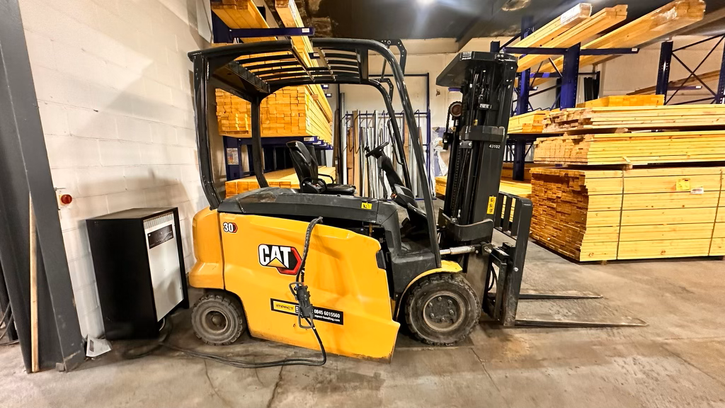 St Andrews Timber & Building Supplies adds to fleet with electric forklifts