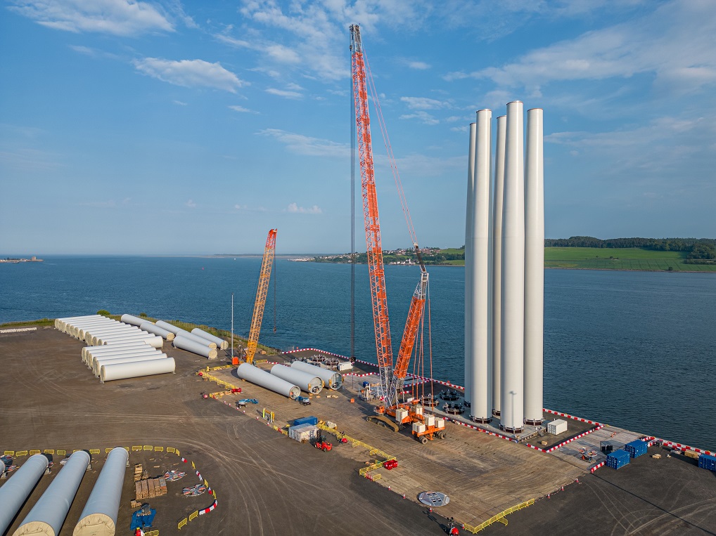 Global Wind Projects commences delivery of 54 turbine towers for NnG Wind Farm