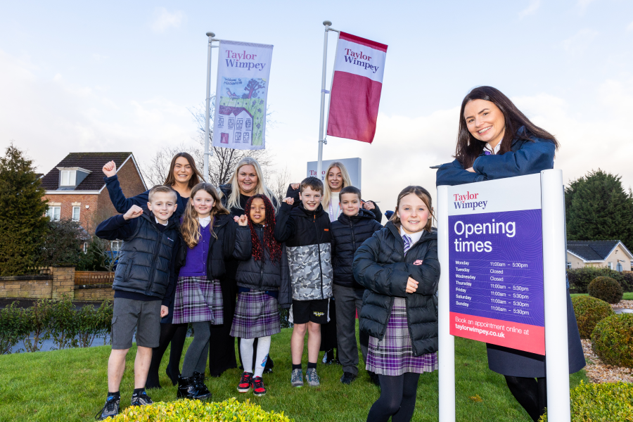Taylor Wimpey West Scotland flies the flag for Glenboig primary school
