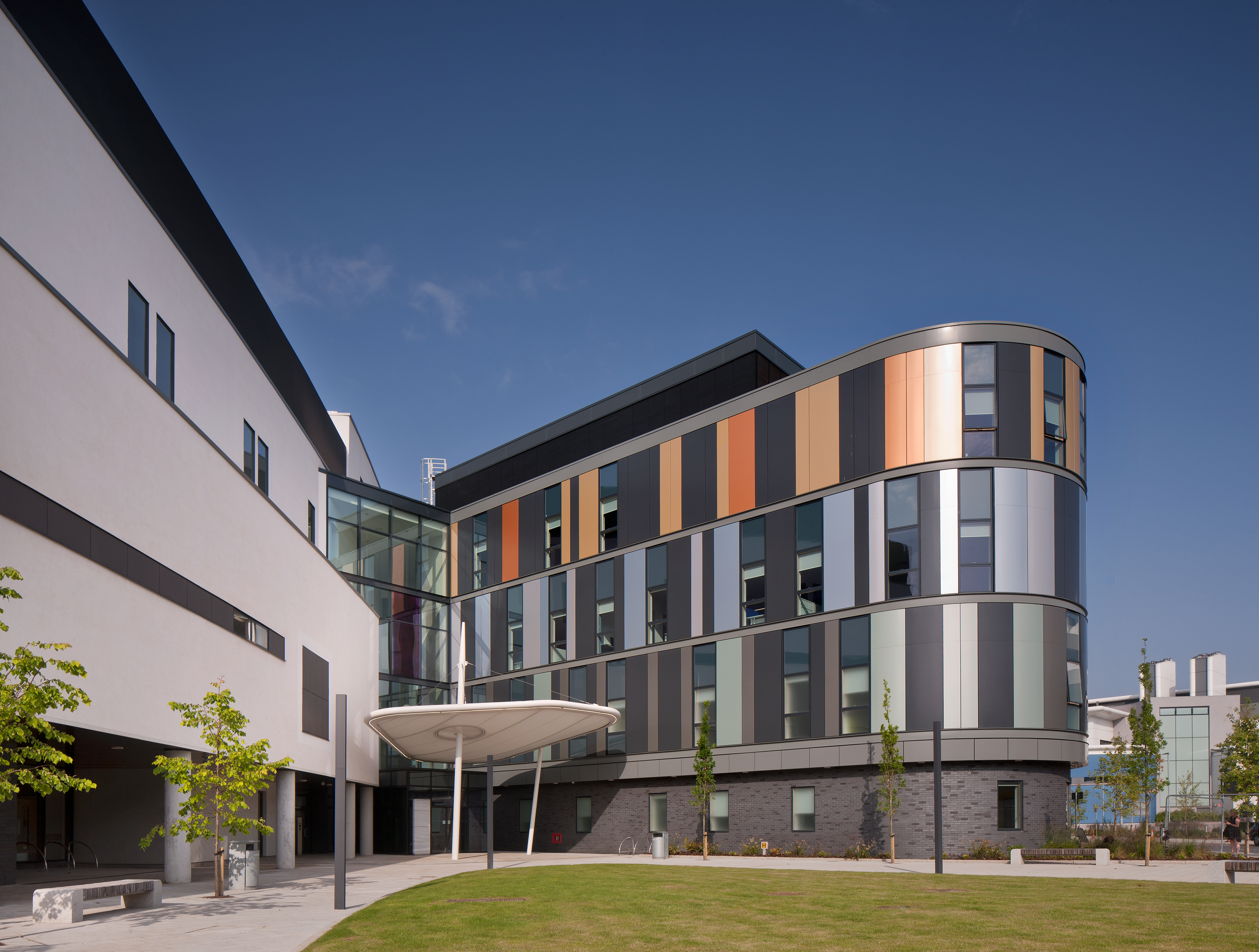 HLM excited for opening of NHS Lothian's children's hospital