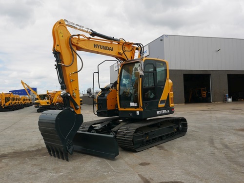 Hyundai unveils new Scottish construction equipment dealer