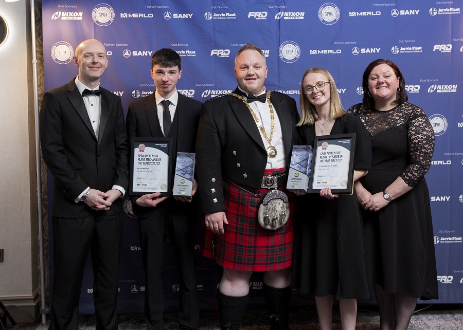 Apprentices recognised by Scottish Plant Owners Association at 70th annual dinner