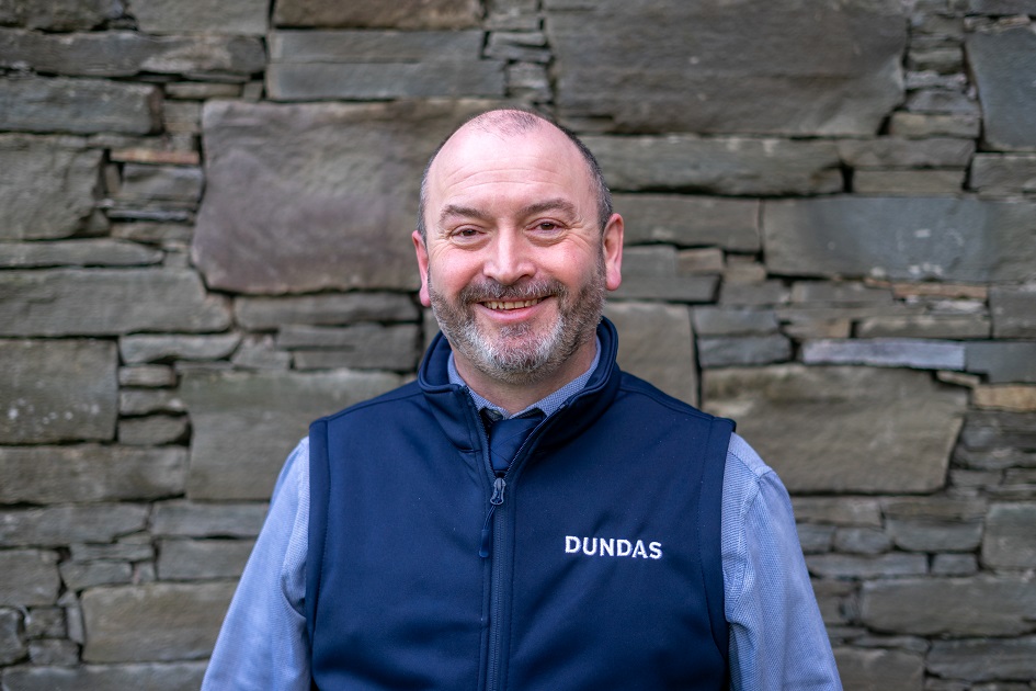 Dundas Estates cements customer service standards with new hire