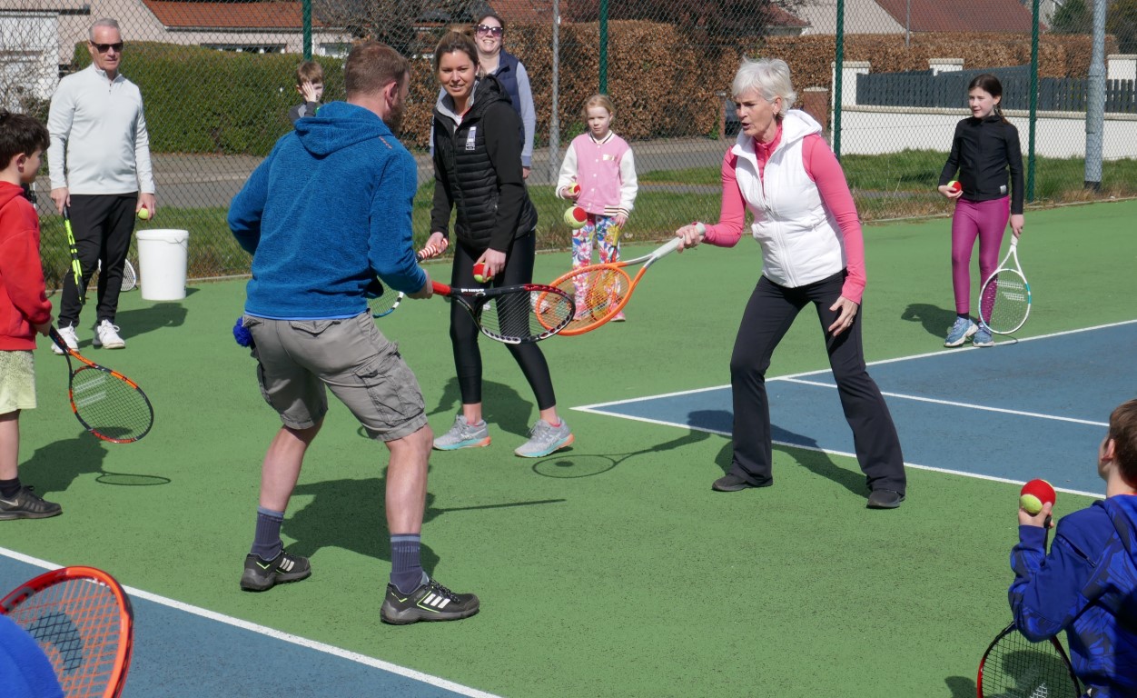 Judy Murray serves up surprise at opening of refurbished Longniddry Tennis Club pavilion